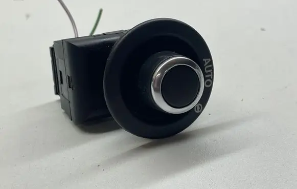 Land Rover Range Rover Sport L494 Steering wheel adjustment switch CPLA6465BA 10097132
