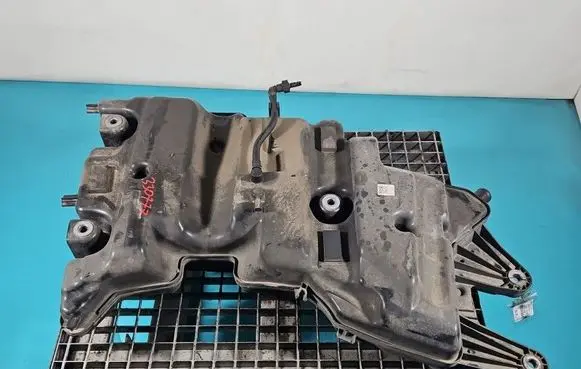 Mercedes-Benz Vito Viano W447 AdBlue liquid reservoir A4474707700 IMPRK1530095