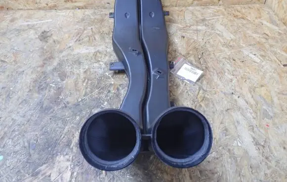 Jaguar XJ X351 Intercooler air guide/duct channel AW9319E766A02