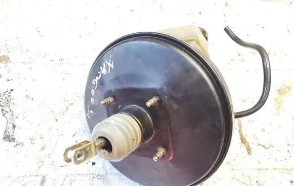 Renault Kangoo I Brake booster 7700308989k