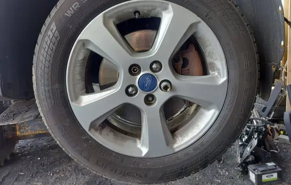 Ford Galaxy R17 alloy rim EM2C1007K1A