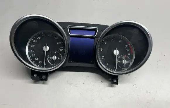 Mercedes-Benz GL X166 Speedometer (instrument cluster) A1669006910 A1669019601