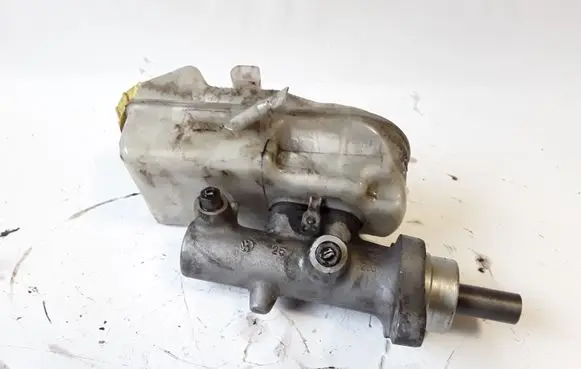 Volkswagen Transporter - Caravelle T5 Master brake cylinder 7H0611303B