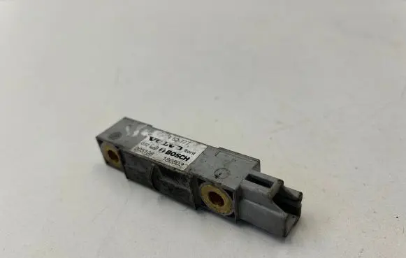 Volvo S70 V70 V70 XC Airbag deployment crash/impact sensor 452777 180803 005108