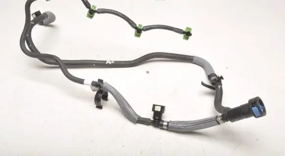 Volvo S90, V90 Fuel line pipe 32242464