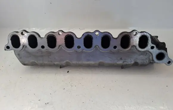 Toyota Avensis T250 Intake manifold 1711127012