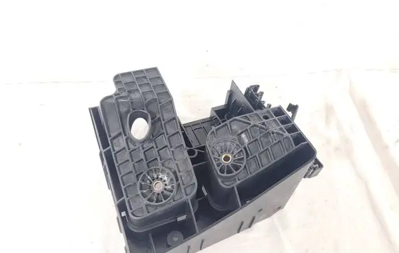 Volkswagen Golf V Fuse box cover 1K0907361B