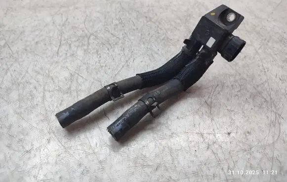 KIA Sorento Exhaust gas pressure sensor 392102A800