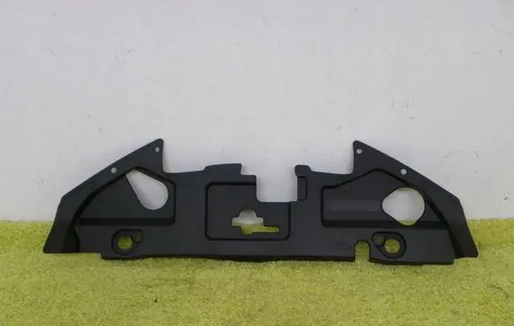 Engine bonnet/hood lock trim molding