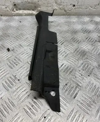 Toyota Avensis T270 Other engine bay part 5380705030