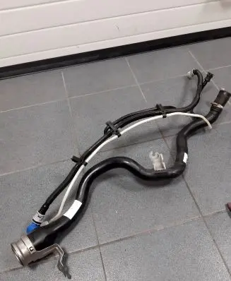 BMW M4 F82 F83 Fuel tank filler neck pipe 