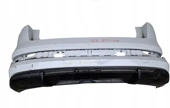 Audi e-tron Rear bumper 4KE807511