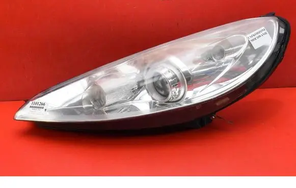Peugeot 407 Headlight/headlamp 16110900