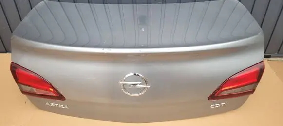 Opel Astra J Tailgate/trunk/boot lid