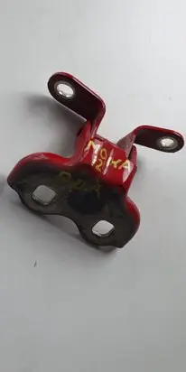 Opel Mokka Front door lower hinge 