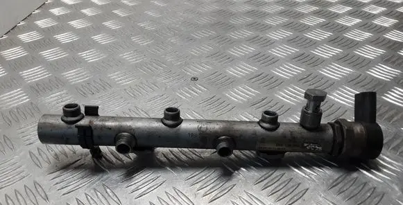 Volkswagen Touareg I Fuel main line pipe 059130090AG 057130764F 0281002854