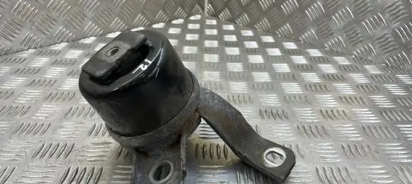 Volvo V70 Engine mount bracket 8G9N6F012BB