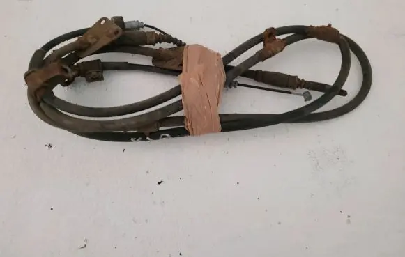 Handbrake/parking brake wiring cable