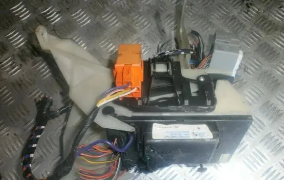 Ford Mondeo MK II Fuse box set 93bg14k150ad