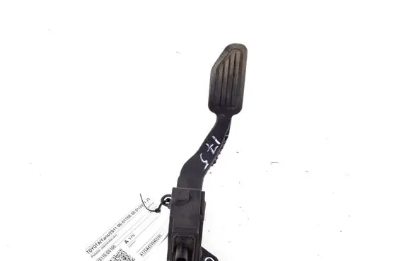 Toyota Yaris Accelerator throttle pedal 78110-0D160