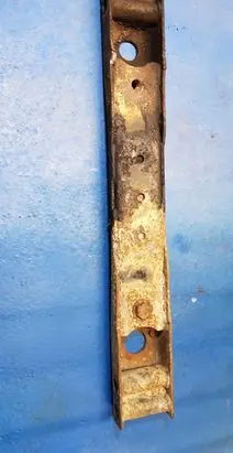 Mazda BT-50 Gearbox mounting bracket