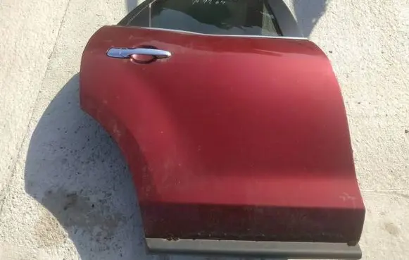Mazda CX-7 Rear door RAUDONOS