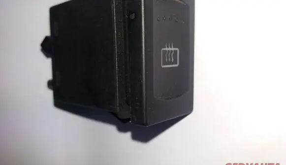 Volkswagen PASSAT B5 Windscreen/window heater switch 3B0959621C