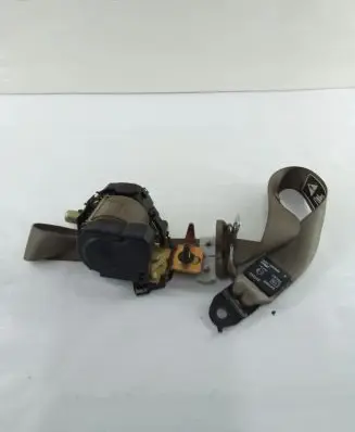 Jaguar S-Type Front seatbelt