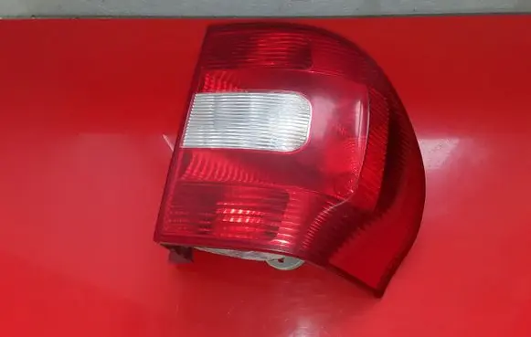 Skoda Yeti (5L) Rear/tail lights 5L0945095 5L0945111