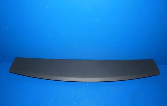 Hyundai Santa Fe Tailgate trim 81761-2W000