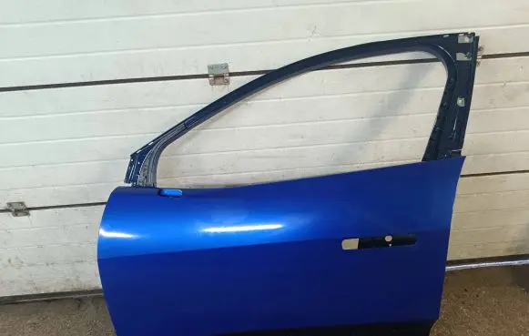 Jaguar I-Pace Front door
