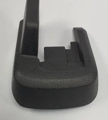 Volvo XC90 Front driver seat rail trim 8635019
