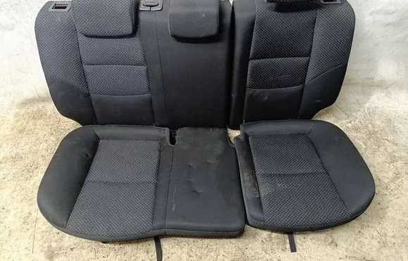 Hyundai i30 Second row seats 