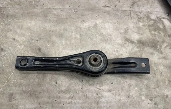 Audi A3 S3 8V Gearbox mount 5Q0199855M 24052016