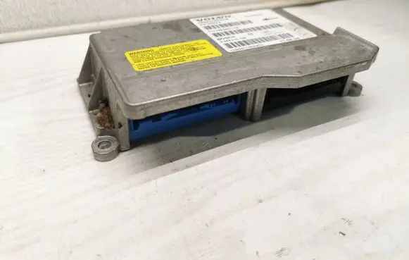 Volvo V70 Airbag control unit/module P31295676 0285010709 T111082401115