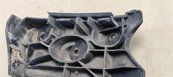 Seat Toledo III (5P) Front bumper mounting bracket 5P0807184A
