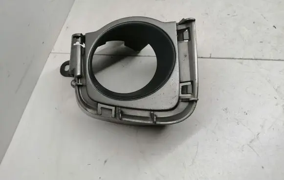 Toyota Prius (XW30) Fog light bracket 8148147020