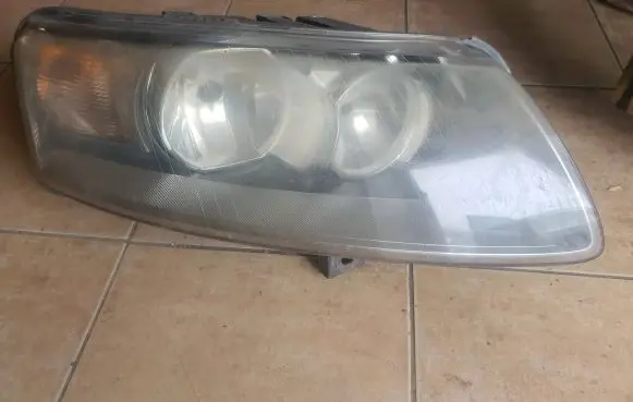 Audi A6 S6 C6 4F Headlight/headlamp 16013400