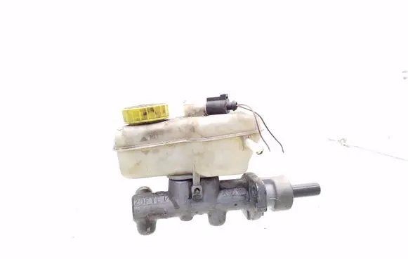 Skoda Fabia Mk1 (6Y) Master brake cylinder