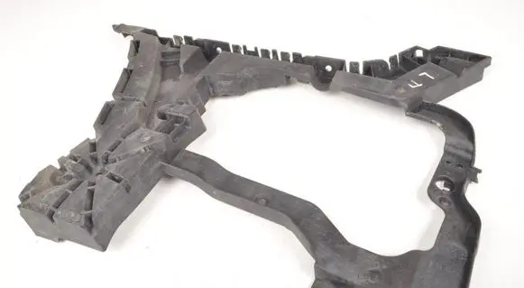 Volvo S90, V90 Rear bumper mounting bracket 31425065