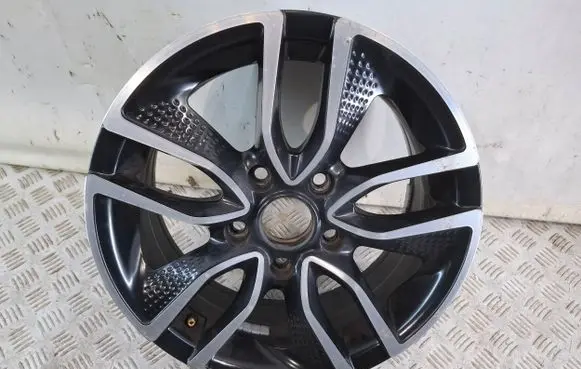 Toyota Yaris XP210 R15 alloy rim RACINGLINE B5087