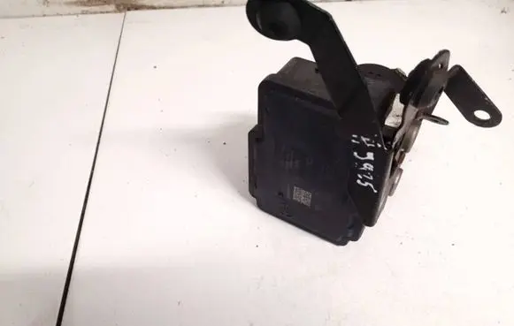 Renault Megane III ABS Pump 476608102r
