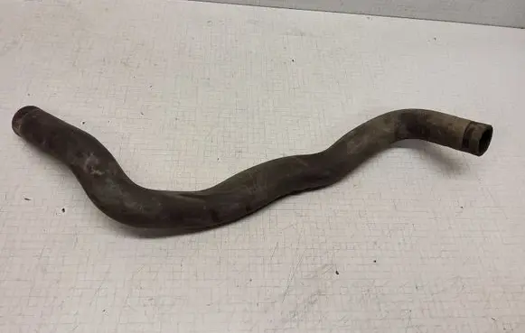 Nissan Almera N16 Engine coolant pipe/hose