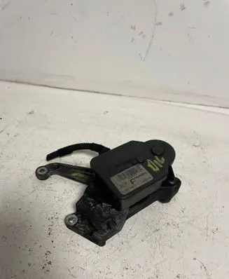 Opel Zafira B Intake manifold valve actuator/motor 55199908 55199915