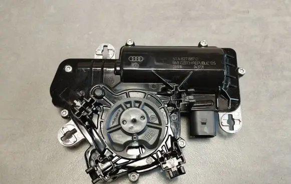 Audi Q3 F3 Tailgate/trunk/boot lift motor 5TA827887C