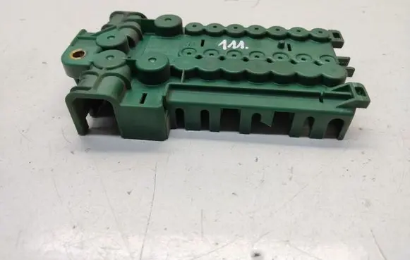 BMW 5 E39 Fuse module 8387541 18483 18490