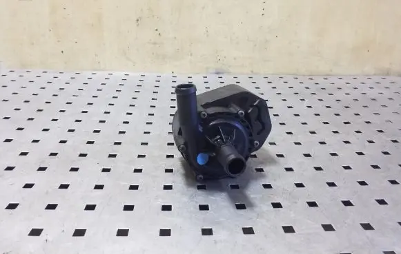 Mercedes-Benz B W246 W242 Electric auxiliary coolant/water pump 101553900C