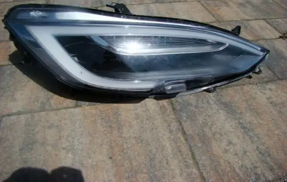 Tesla Model S Headlight/headlamp