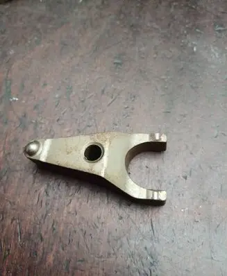 Toyota Avensis T270 Fuel Injector clamp holder