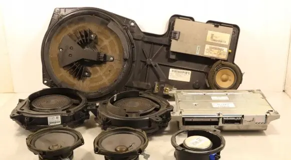Cadillac STS Audio system kit 257257624